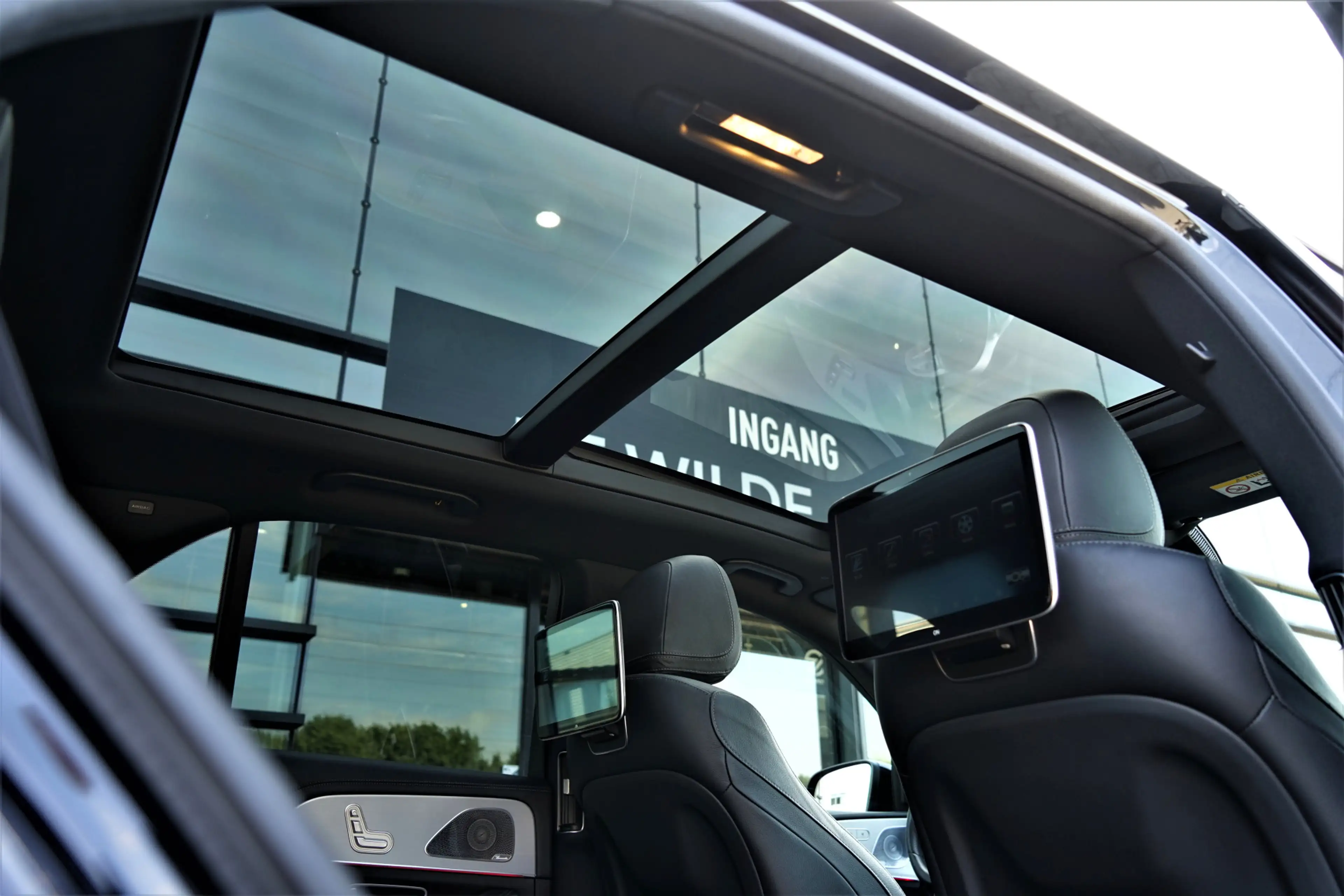 Mercedes-Benz GLE 450 4MATIC AMG Pano Luchtvering TV-scherm Stoelventila — photo 11