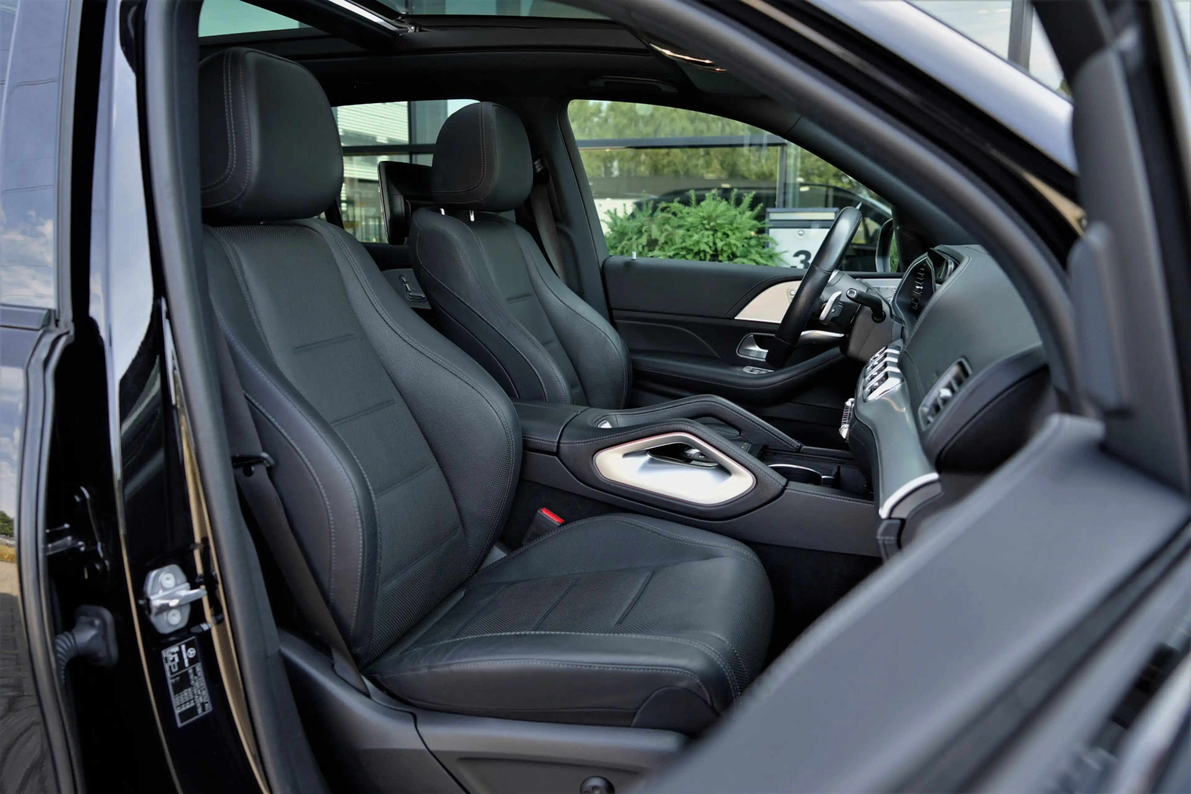 Mercedes-Benz GLE 450 4MATIC AMG Pano Luchtvering TV-scherm Stoelventila — photo 6