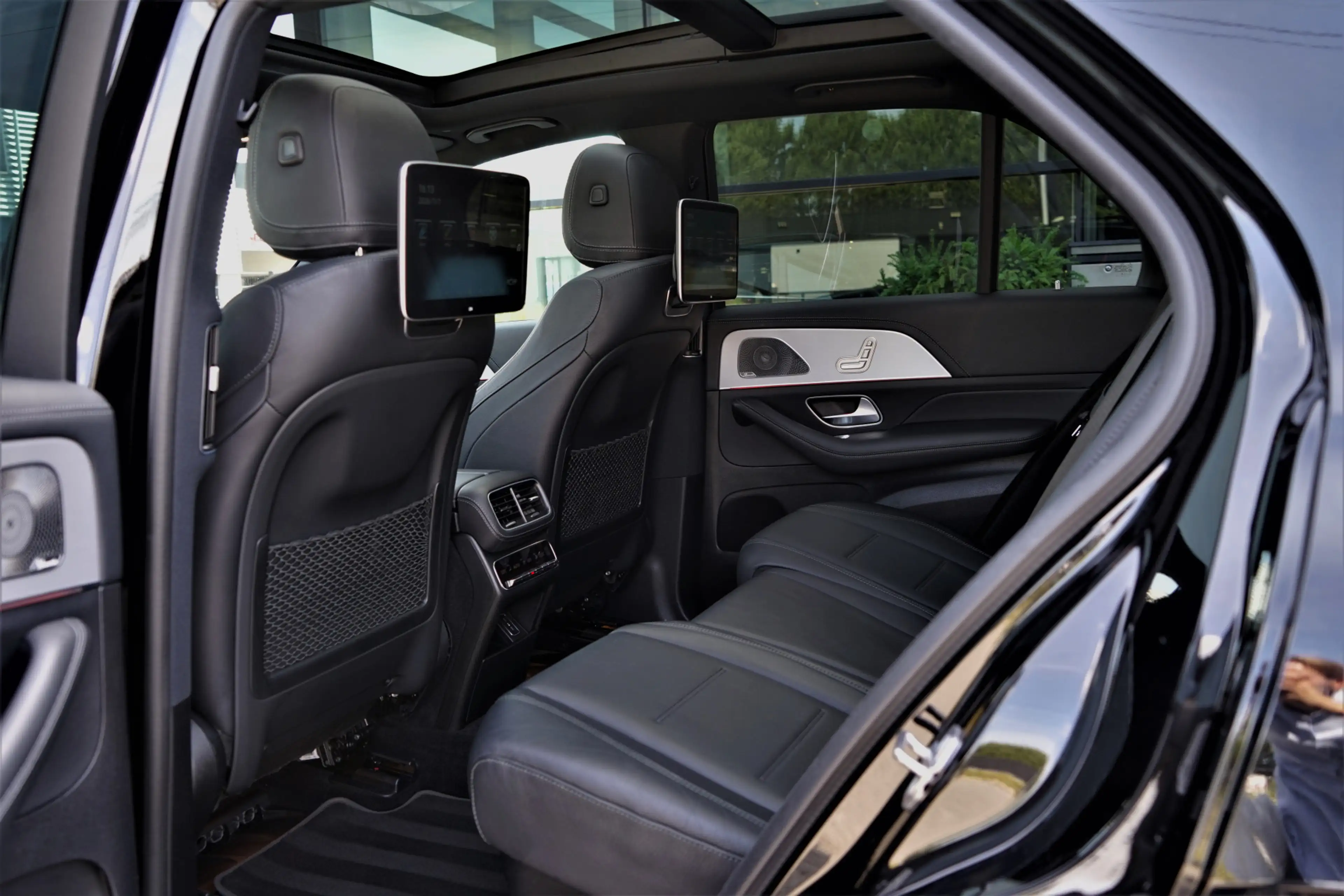 Mercedes-Benz GLE 450 4MATIC AMG Pano Luchtvering TV-scherm Stoelventila — photo 4