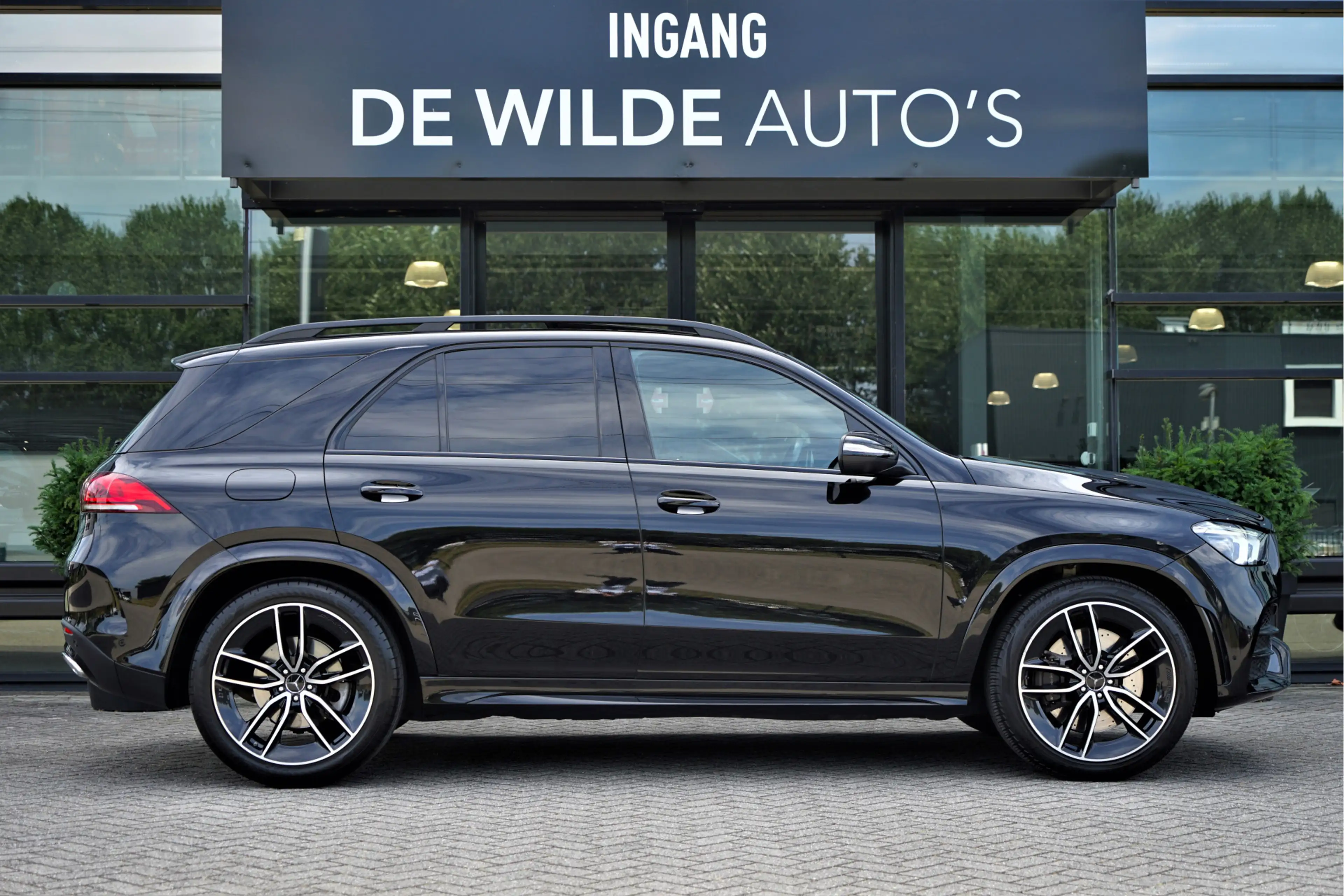 Mercedes-Benz GLE 450 4MATIC AMG Pano Luchtvering TV-scherm Stoelventila — photo 5