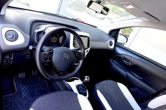 Citroen C1 view 10