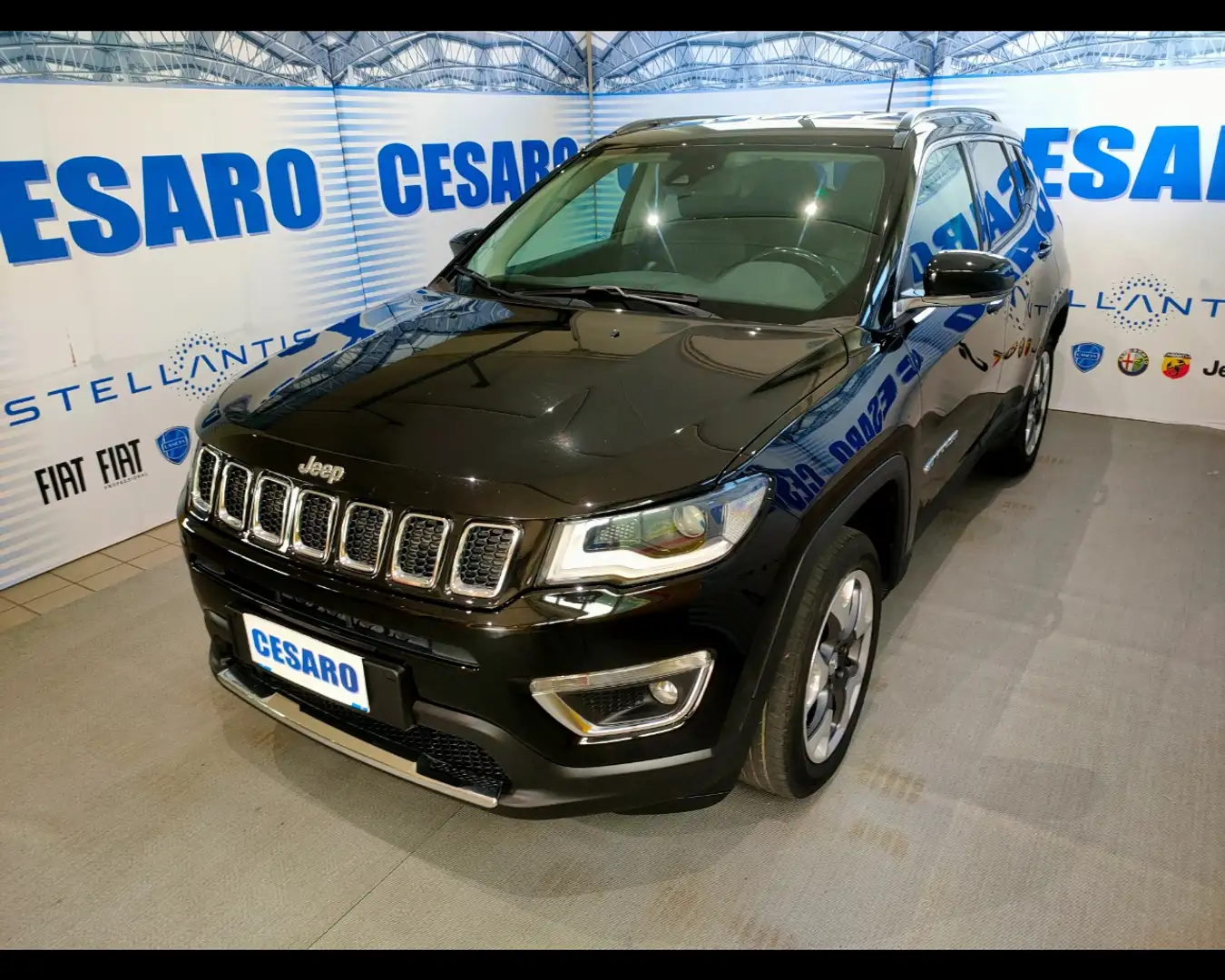 Jeep Compass 2.0 Multijet II Limited Noir - 2