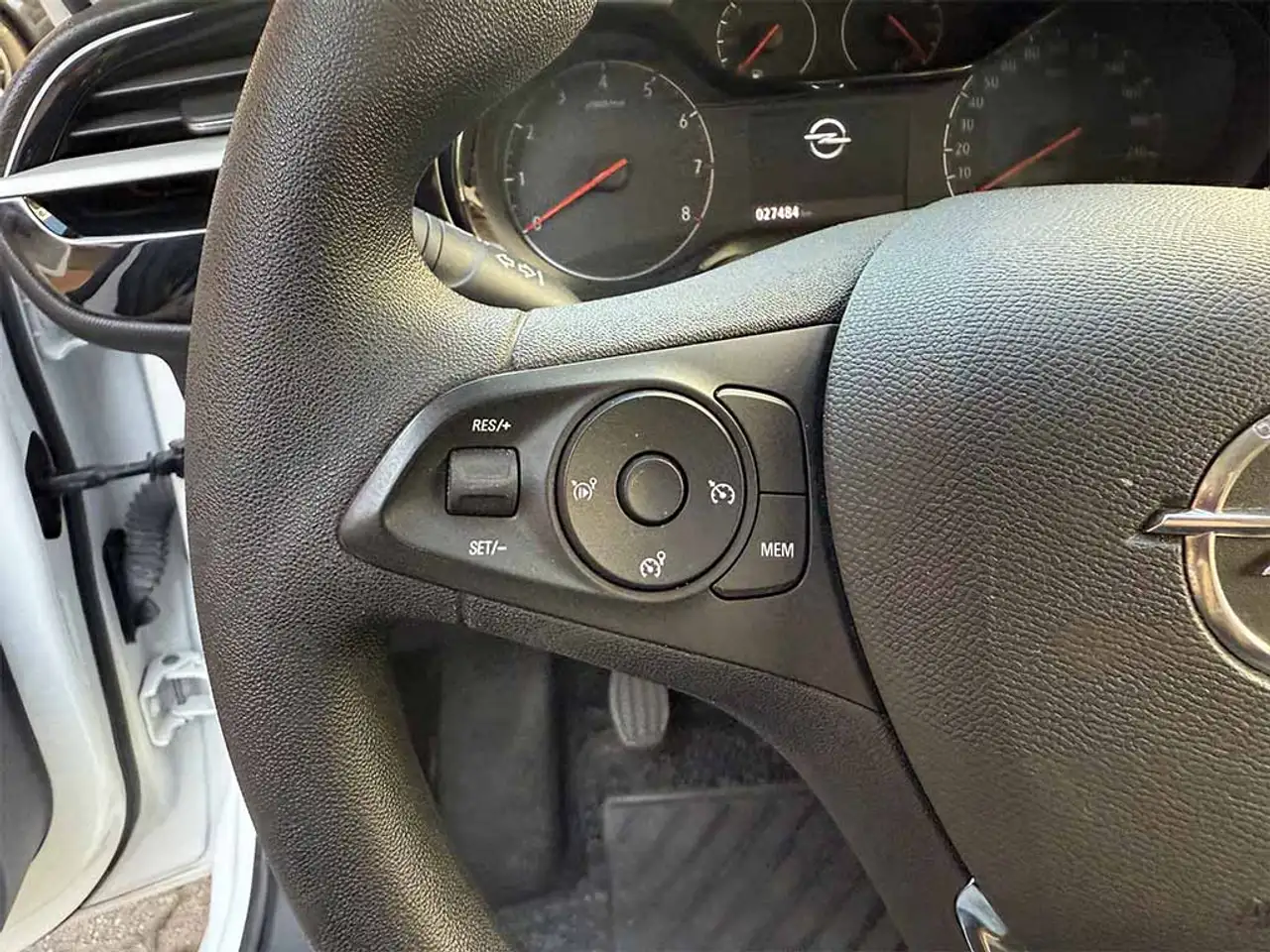 Opel Corsa 1.5 Edition ADATTA A NEOPATENTATI UNI PROPRIETARIO 10