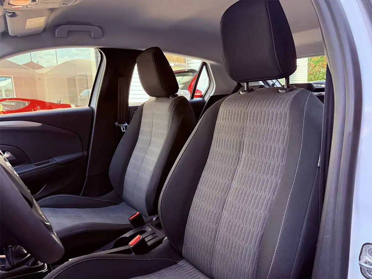 Opel Corsa 1.5 Edition ADATTA A NEOPATENTATI UNI PROPRIETARIO 18