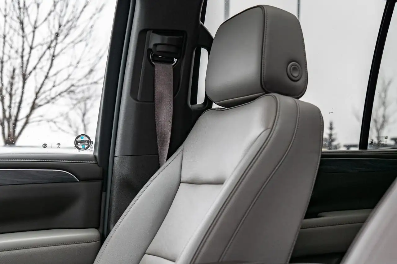 GMC Yukon снимка GMC Yukon