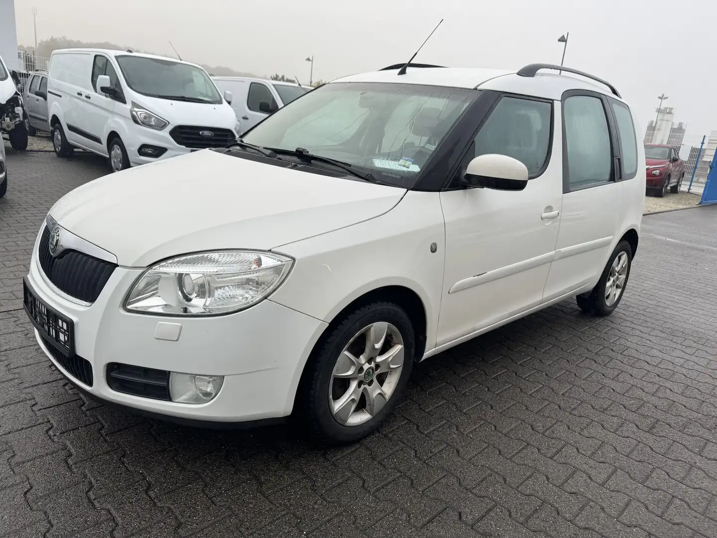 Skoda Roomster Comfort 1.9 Diesel, PDC, ALU, Klima Bianco - 1