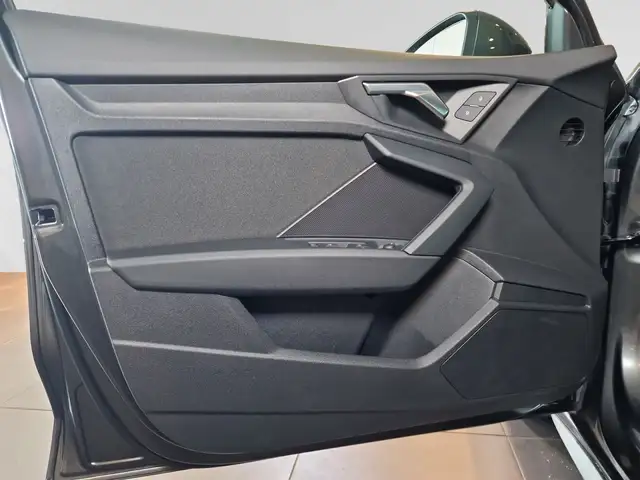 Audi A3 view 14
