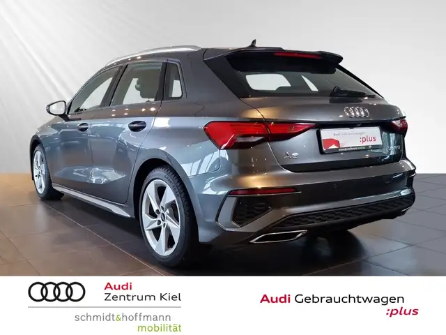 Audi A3 view 4