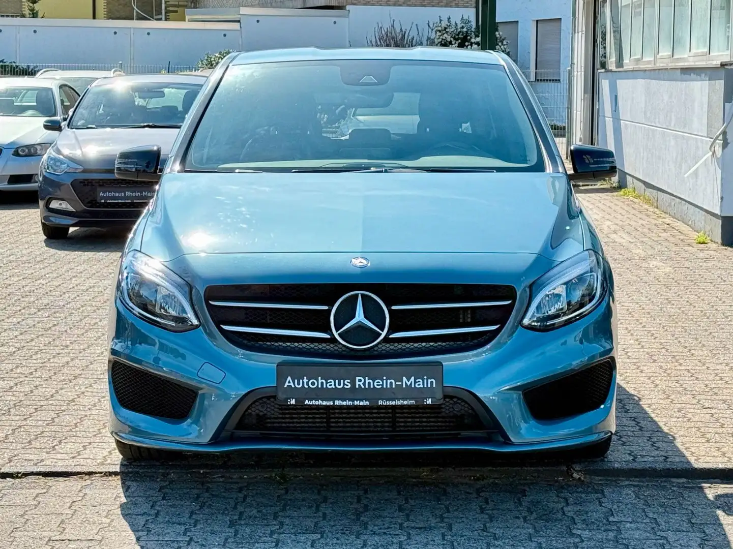 Mercedes-Benz B 220 d*AMG*Keyless*Assist*LED*Nav*Cam*Shz*Alcant Verde - 2