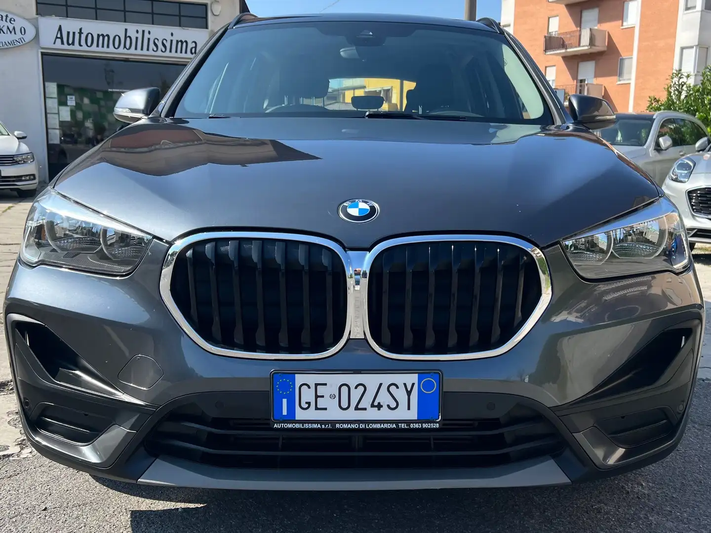 BMW X1 sdrive16d Business Advantage Gris - 2