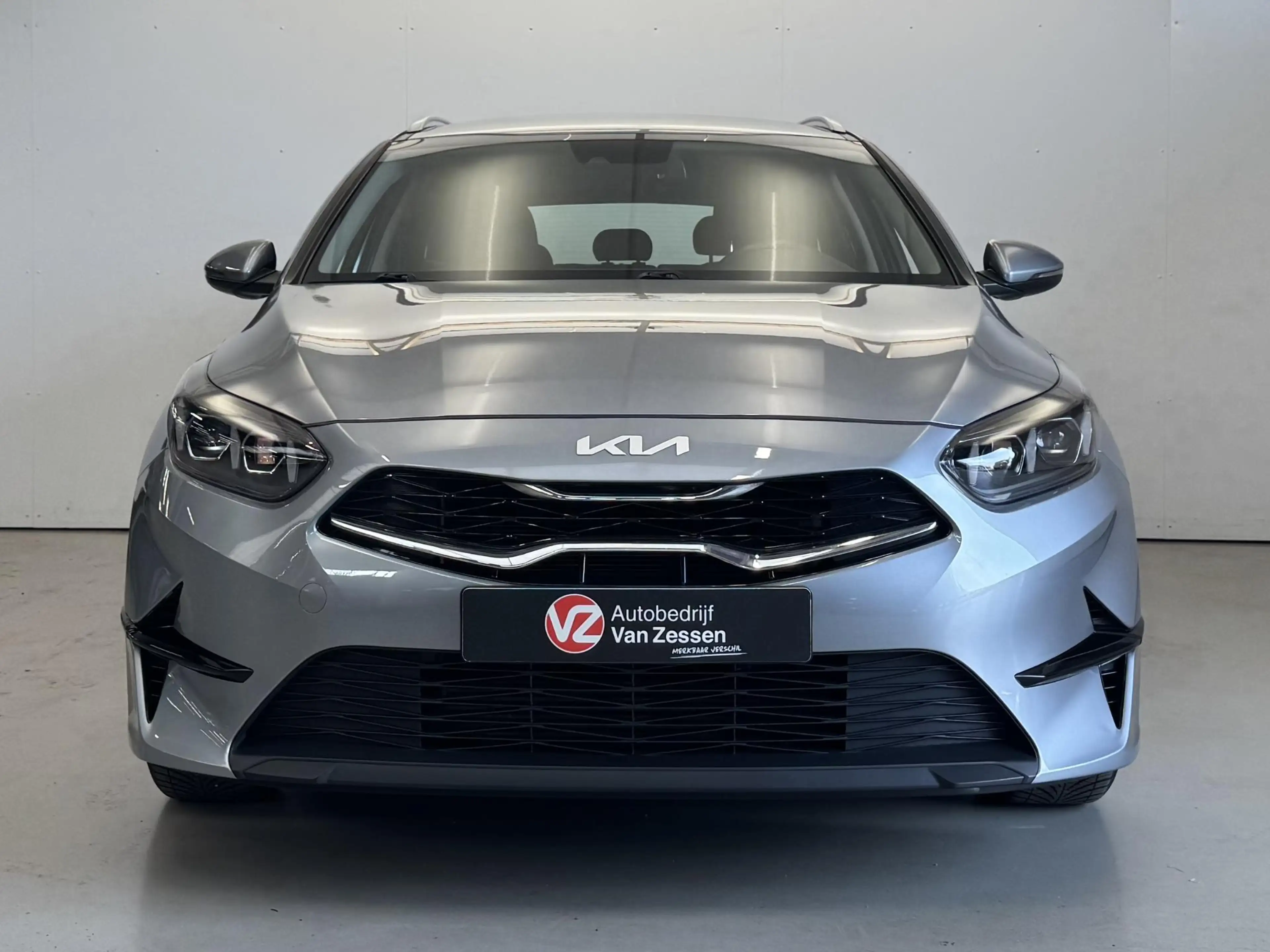 Kia Ceed SW / cee'd SW Sportswagon 1.0 T-GDi DynamicLine | Clima | Nav + — photo 2