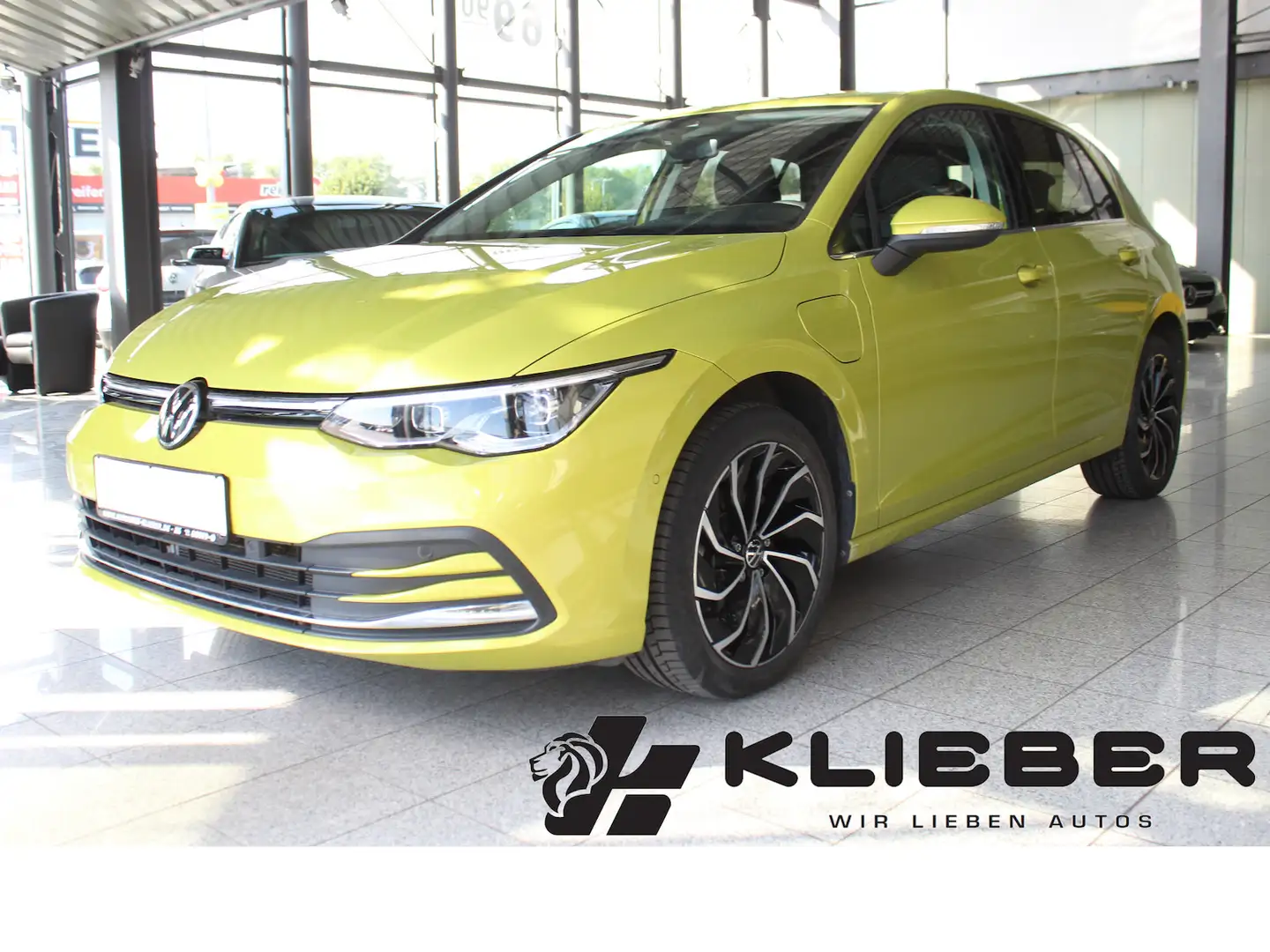 Volkswagen Golf 1.4 TSI eHyb STD-HZG*NAV*KEY*KAM*ACC Jaune - 1
