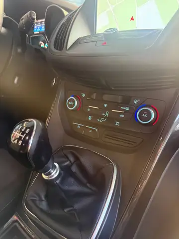 Ford Kuga view 9