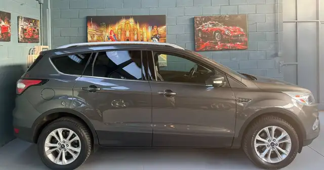 Ford Kuga view 5