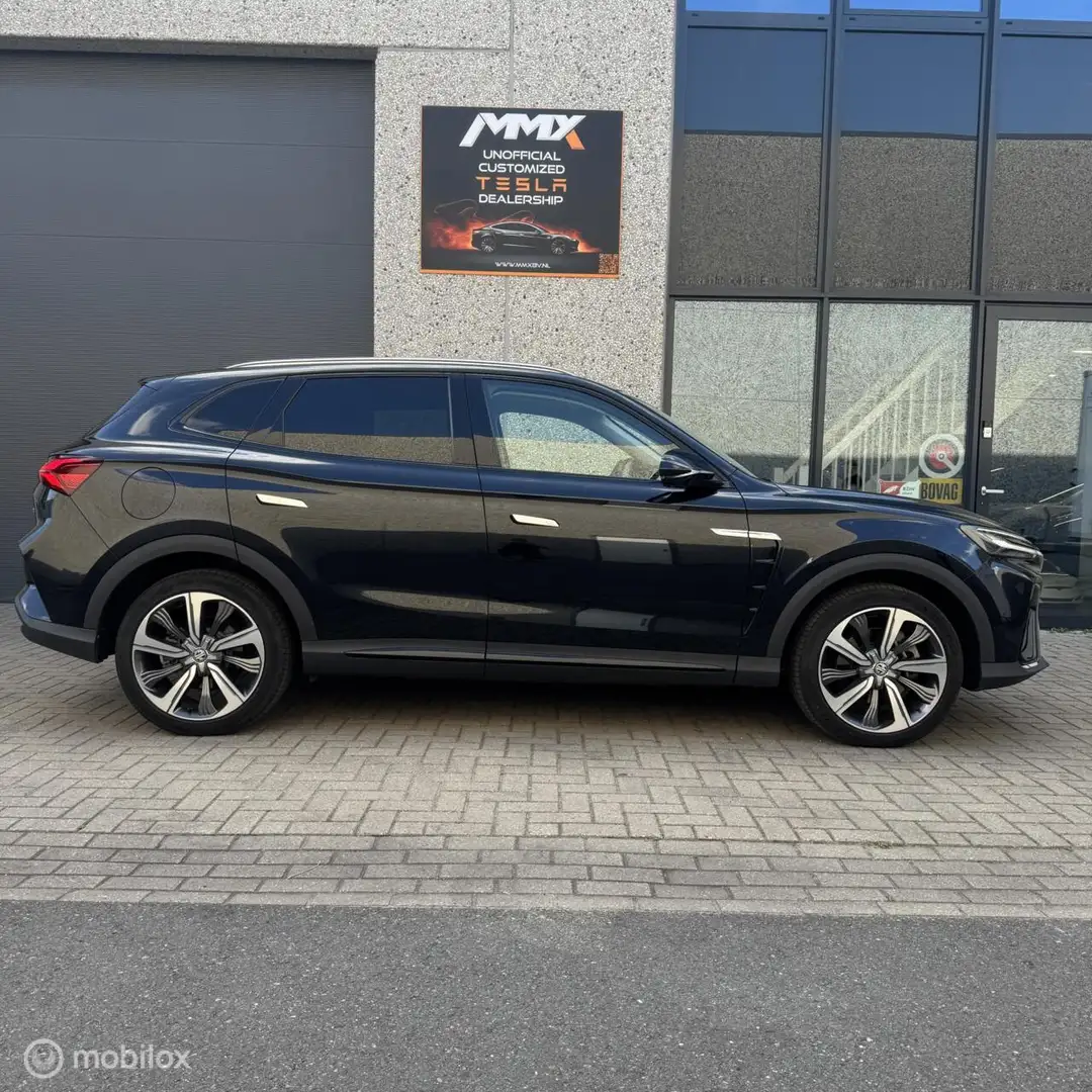 MG Marvel R Comfort 70 kWh Zwart - 2