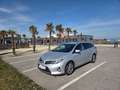 Toyota Auris Auris 1,8 VVT-i Hybrid Lounge Lounge Silber - thumbnail 2