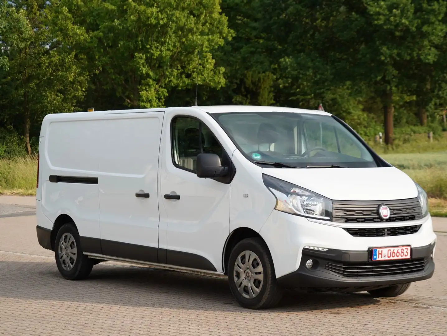 Fiat Talento Kasten L2H1 1,2t SX Weiß - 1