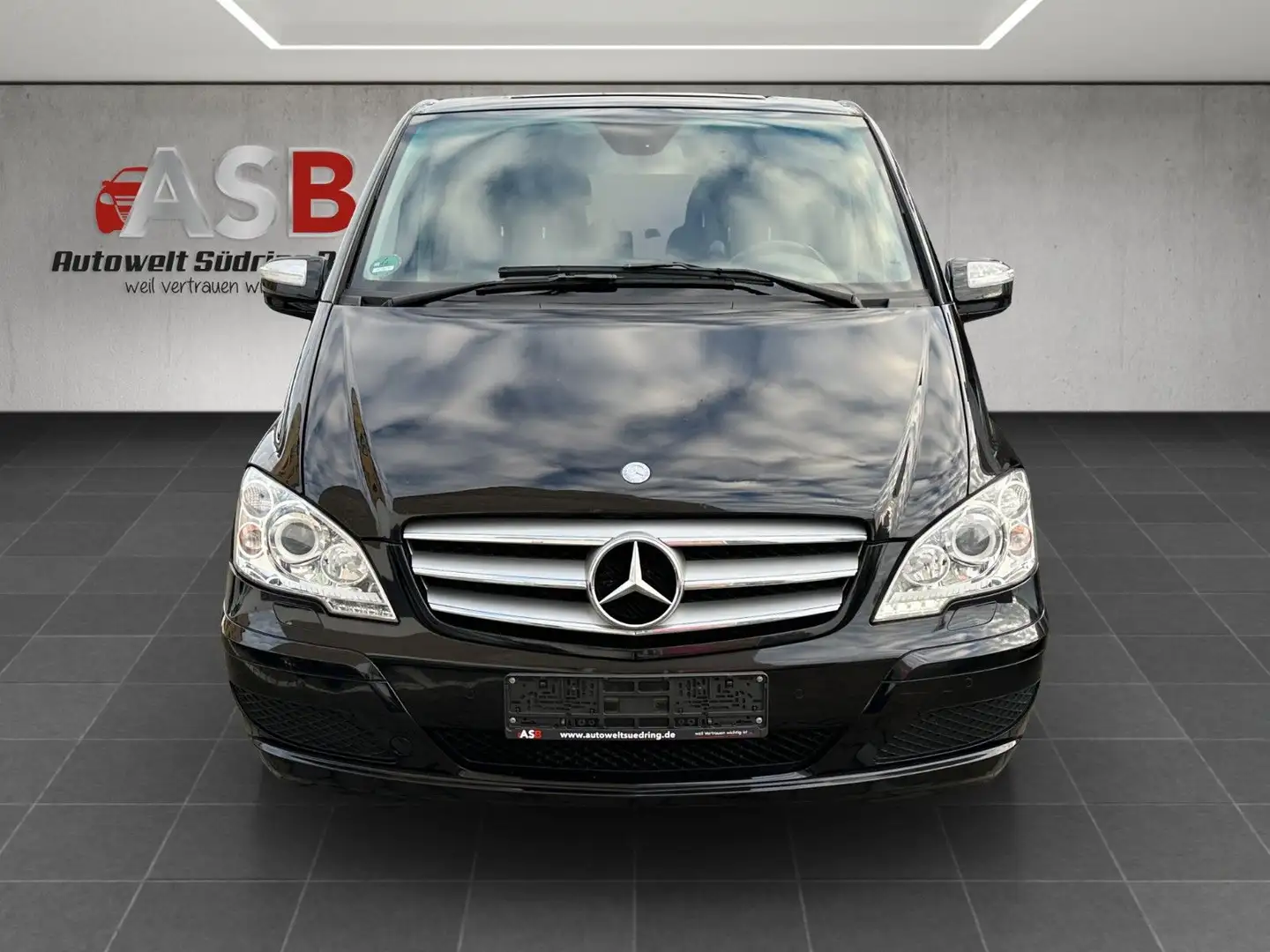 Mercedes-Benz Viano 3.0 CDI Trend Edition Kompakt XENON*LEDER* Schwarz - 2