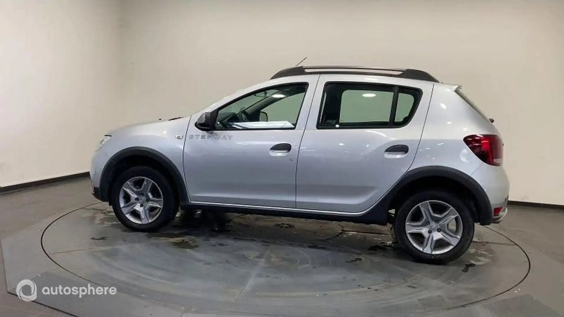 Dacia Sandero 0.9 TCe 90ch Stepway Easy-R - 1