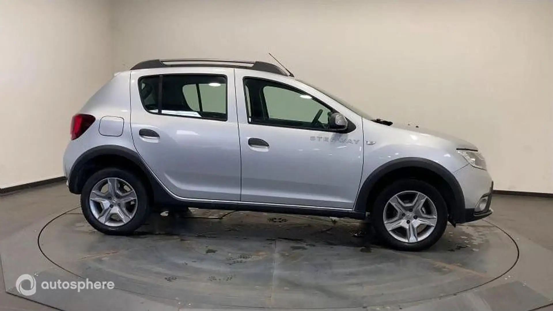 Dacia Sandero 0.9 TCe 90ch Stepway Easy-R - 2