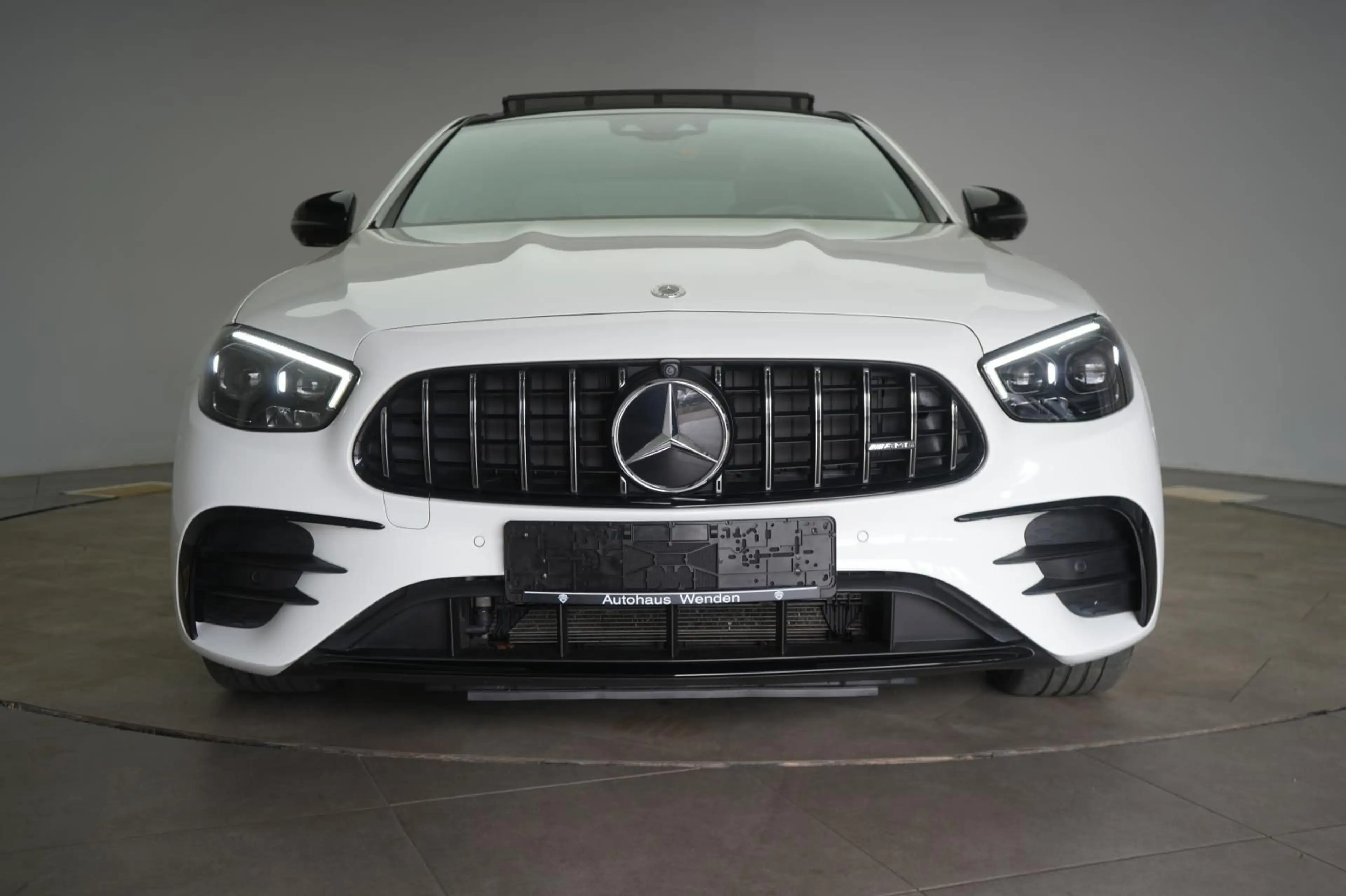 Mercedes-Benz E 53 AMG 4Matic+ Speedshift Leder/Burmester/HUD/ — photo 2