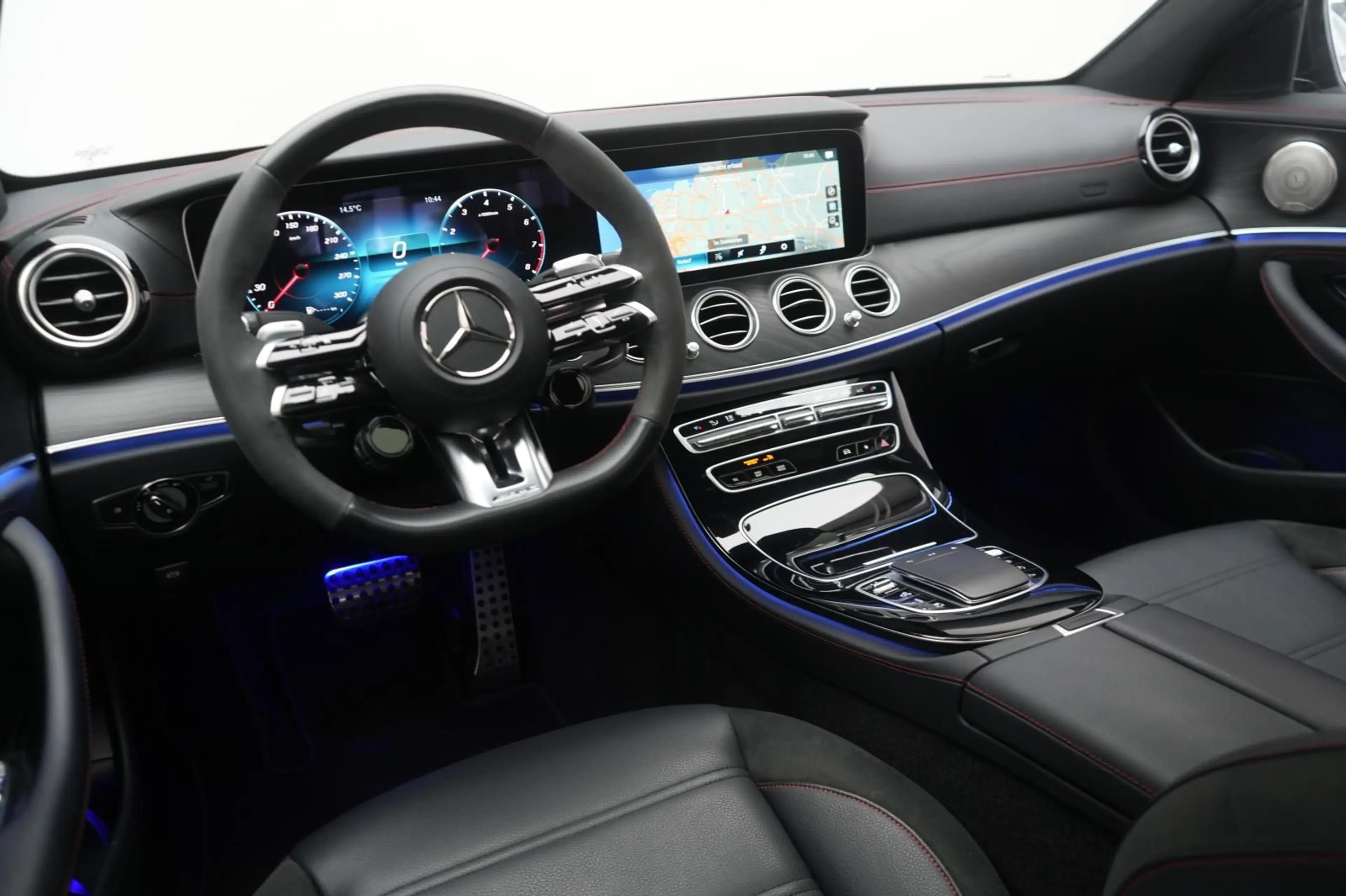 Mercedes-Benz E 53 AMG 4Matic+ Speedshift Leder/Burmester/HUD/ — photo 13