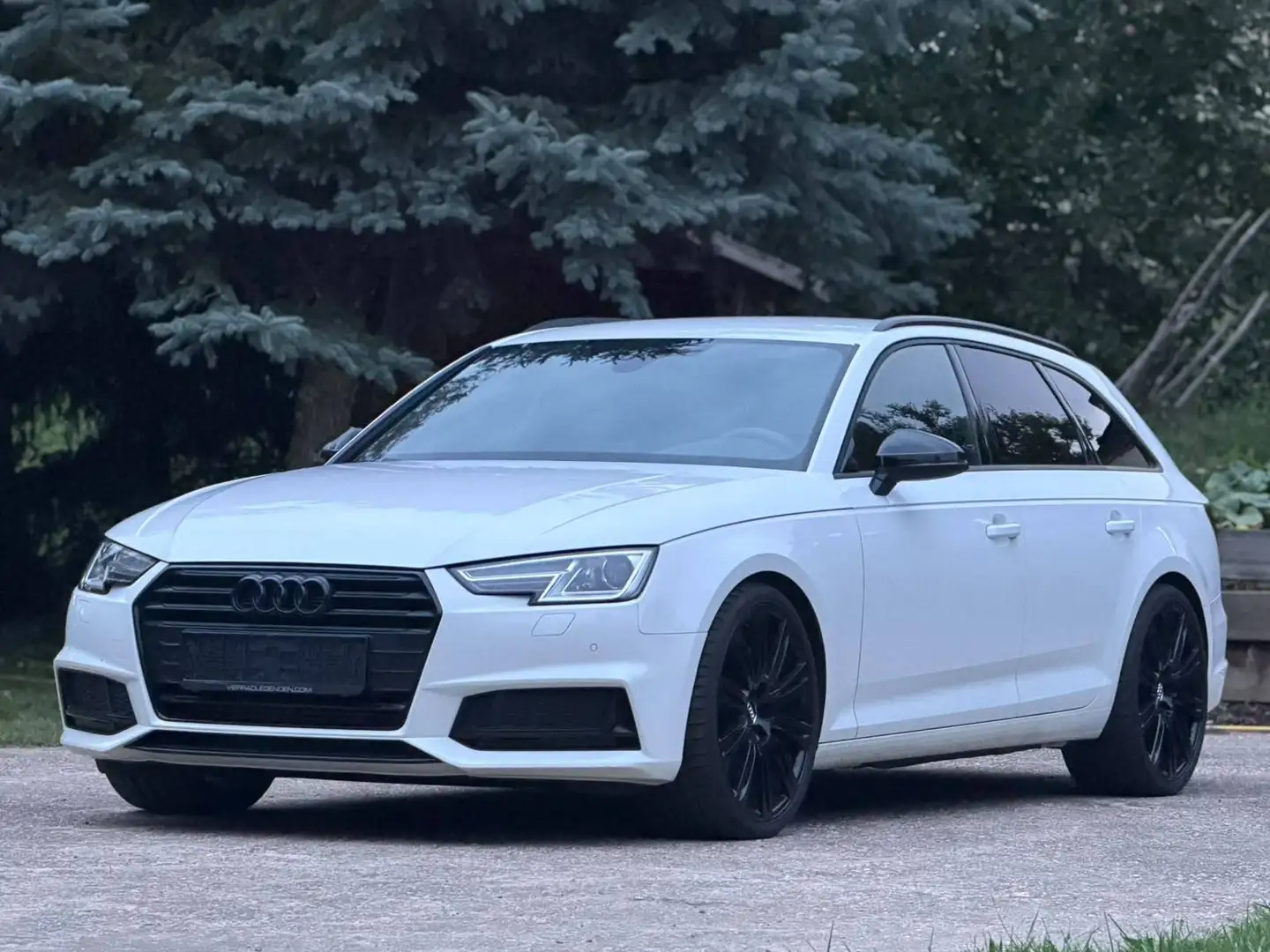 Audi A4 A4 Avant 35 TFSI Sport 20" Weiß - 2