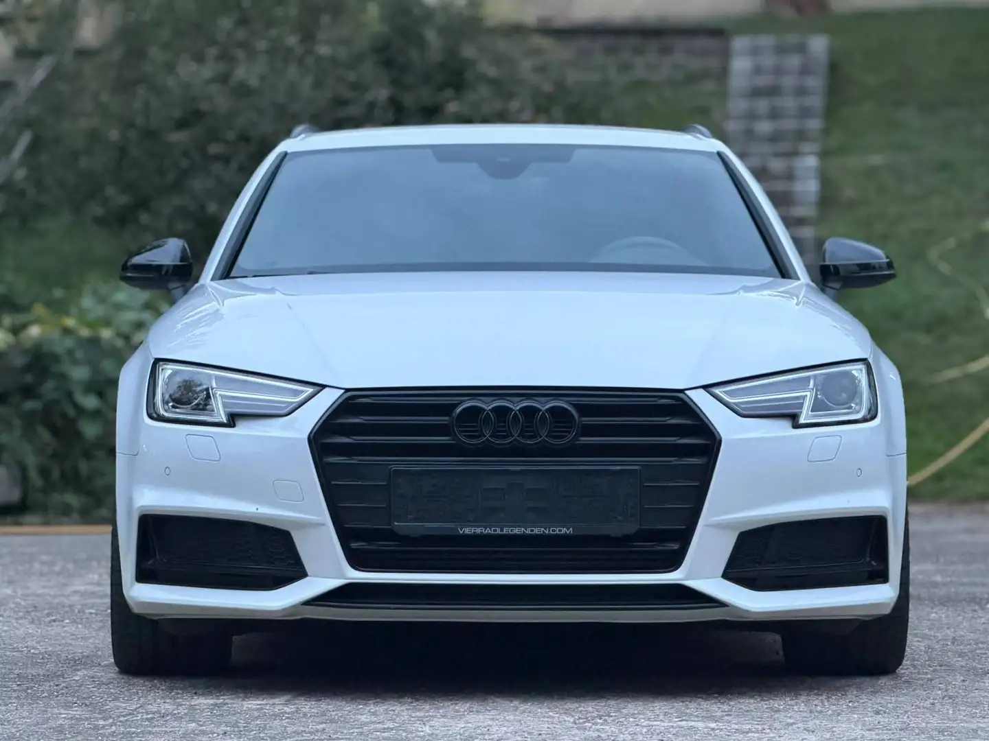 Audi A4 A4 Avant 35 TFSI Sport 20" Weiß - 1