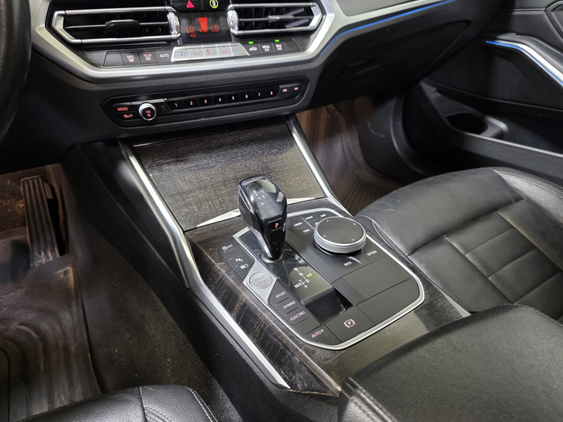 BMW 330 e hybrid Touring - GPS - Pano - Airco - Goede S... — photo 13