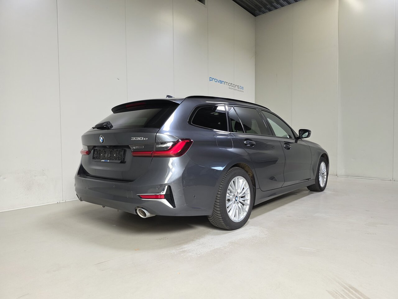 BMW 330 e hybrid Touring - GPS - Pano - Airco - Goede S... — photo 4