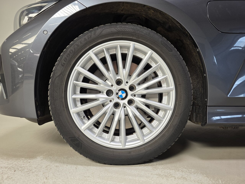 BMW 330 e hybrid Touring - GPS - Pano - Airco - Goede S... — photo 7