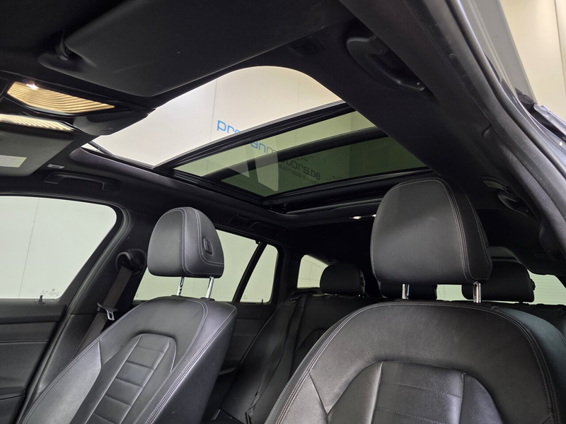BMW 330 e hybrid Touring - GPS - Pano - Airco - Goede S... — photo 11