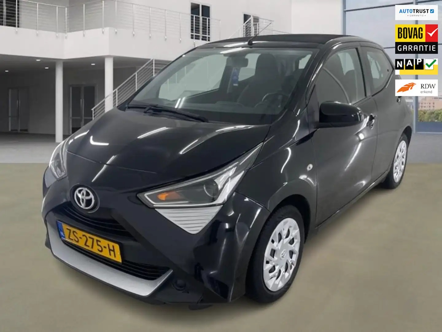 Toyota Aygo 1.0 VVT-i X-play Automaat Cabrio-TOP +NAP NL-auto Schwarz - 1