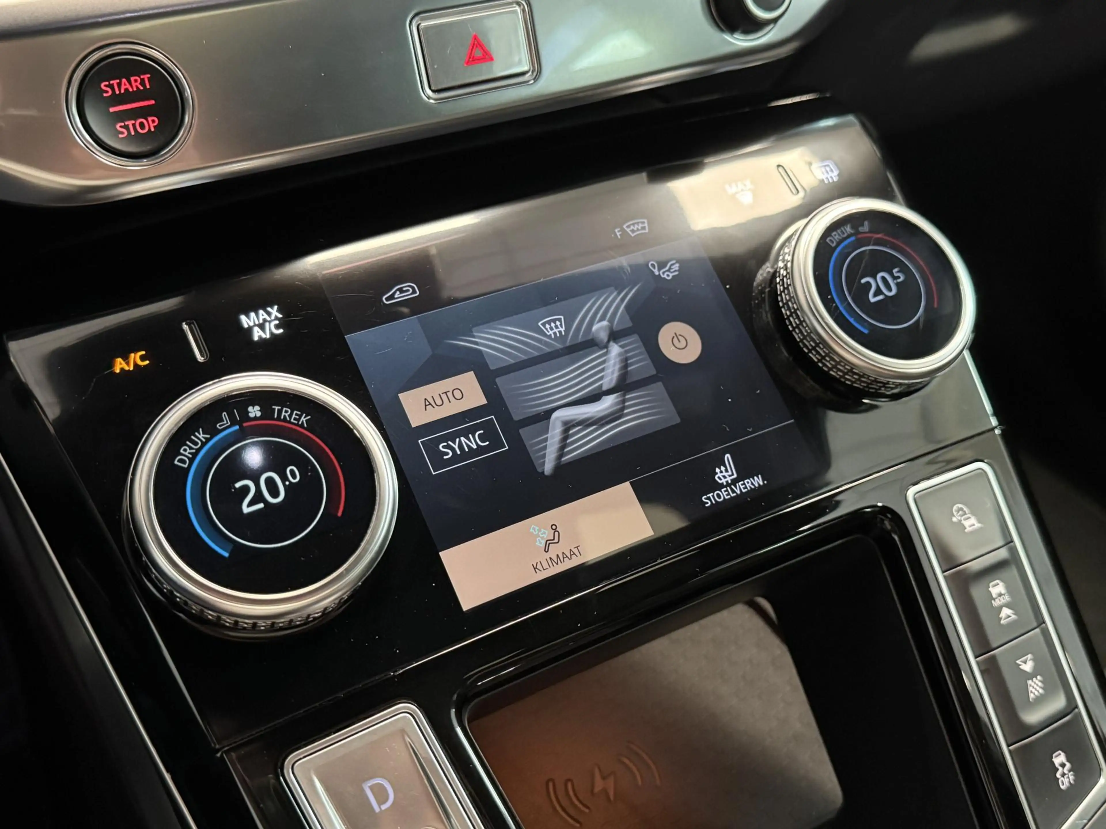 Jaguar I-Pace EV400 S 90 kWh Luchtvering/Carplay/Cold-Climate pa — photo 23