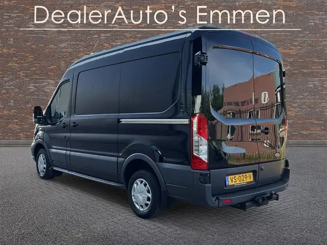 Ford Transit view 3