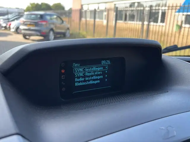 Ford Transit view 18