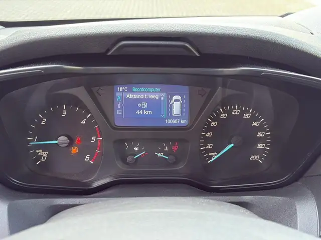 Ford Transit view 24