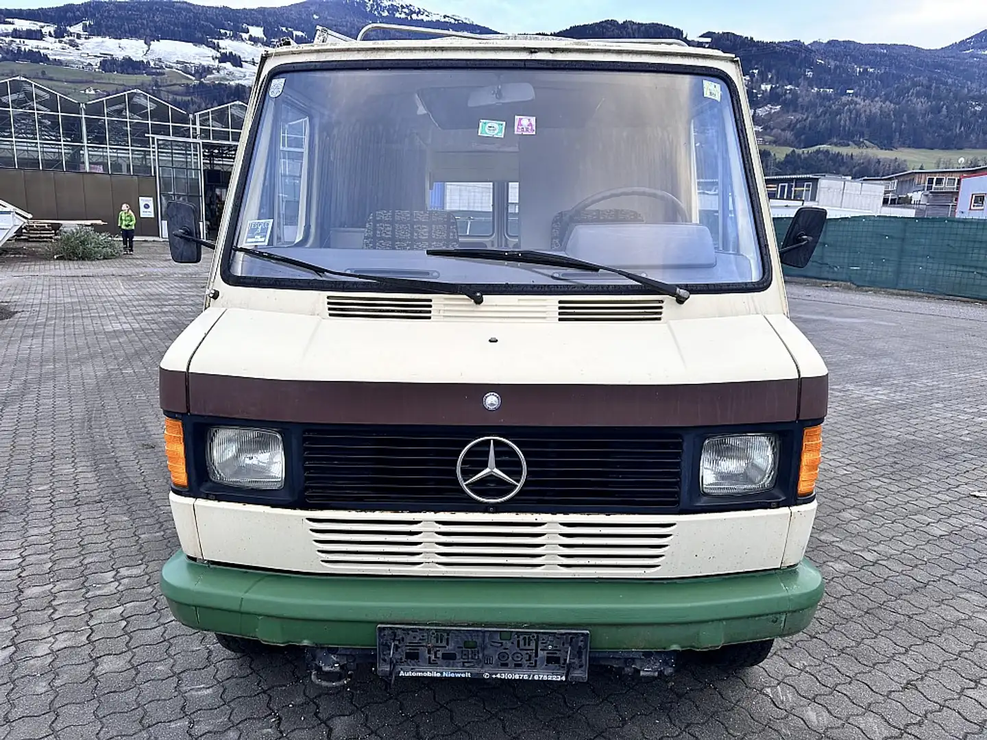 Mercedes-Benz 207-310 Bej - 2