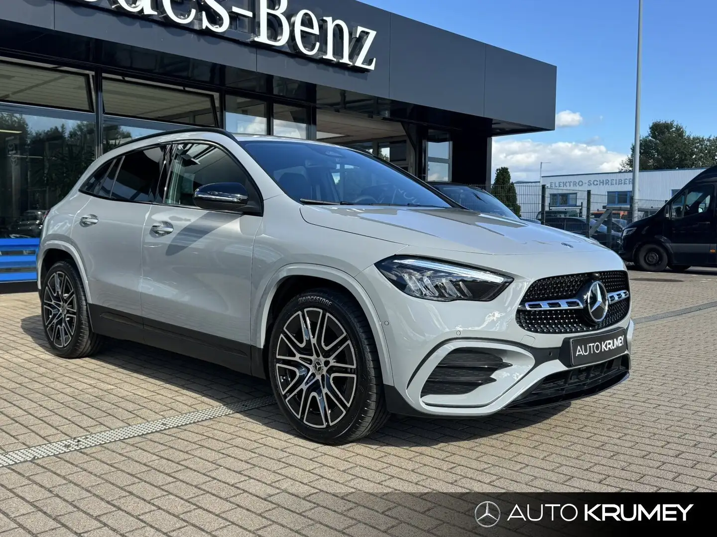 Mercedes-Benz GLA 180 AMG Line+Special Edition+DistronicNavi Gris - 2