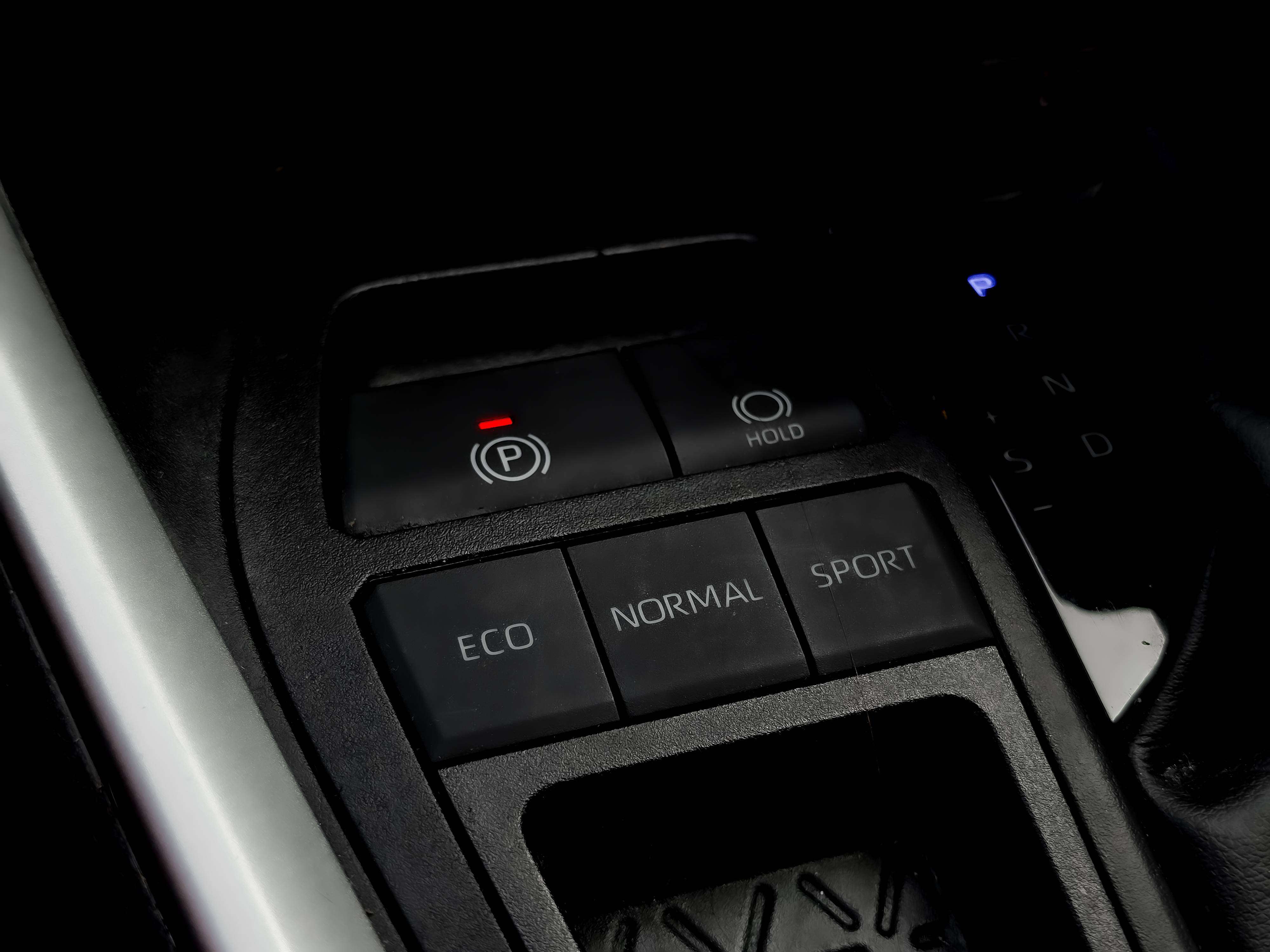 used 2022 Toyota RAV4 car, priced at $30,495