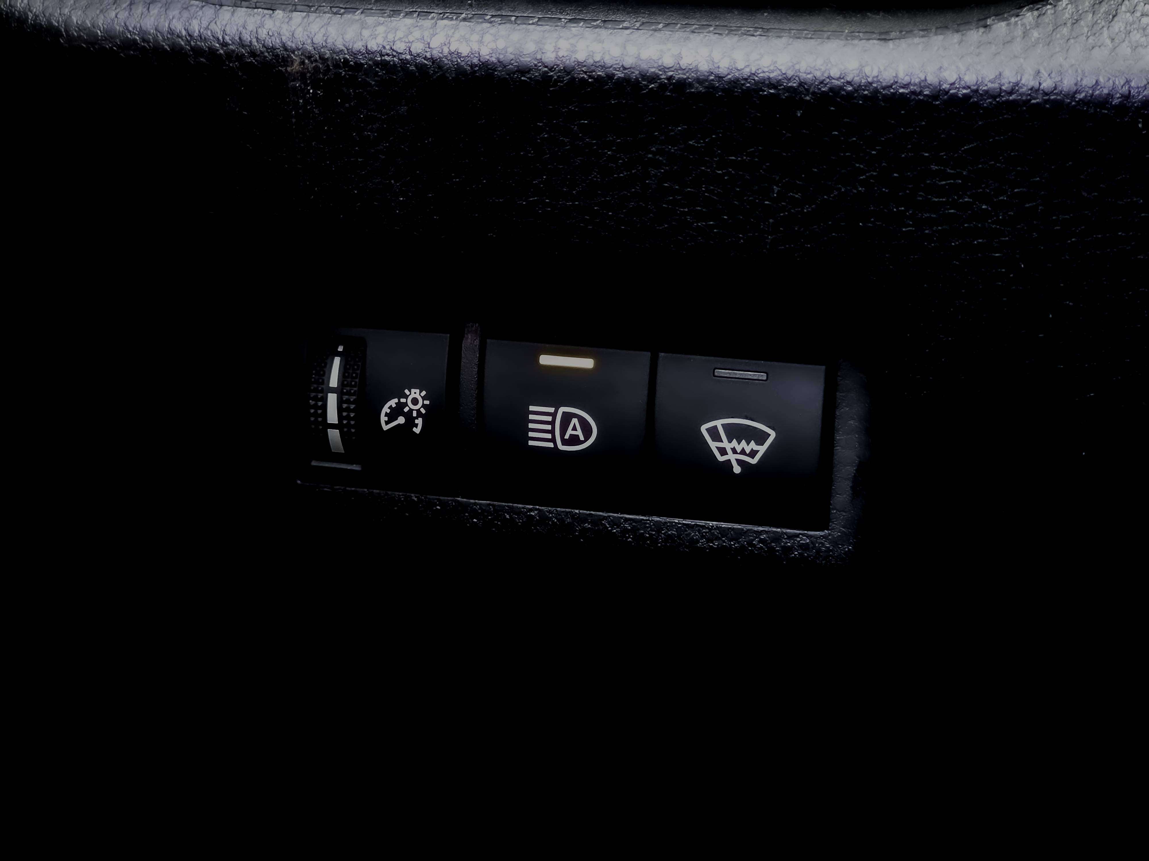 used 2022 Toyota RAV4 car, priced at $30,495