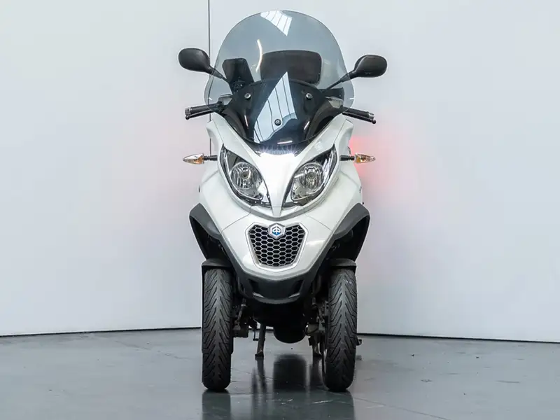 Piaggio MP3 500 - foto 8