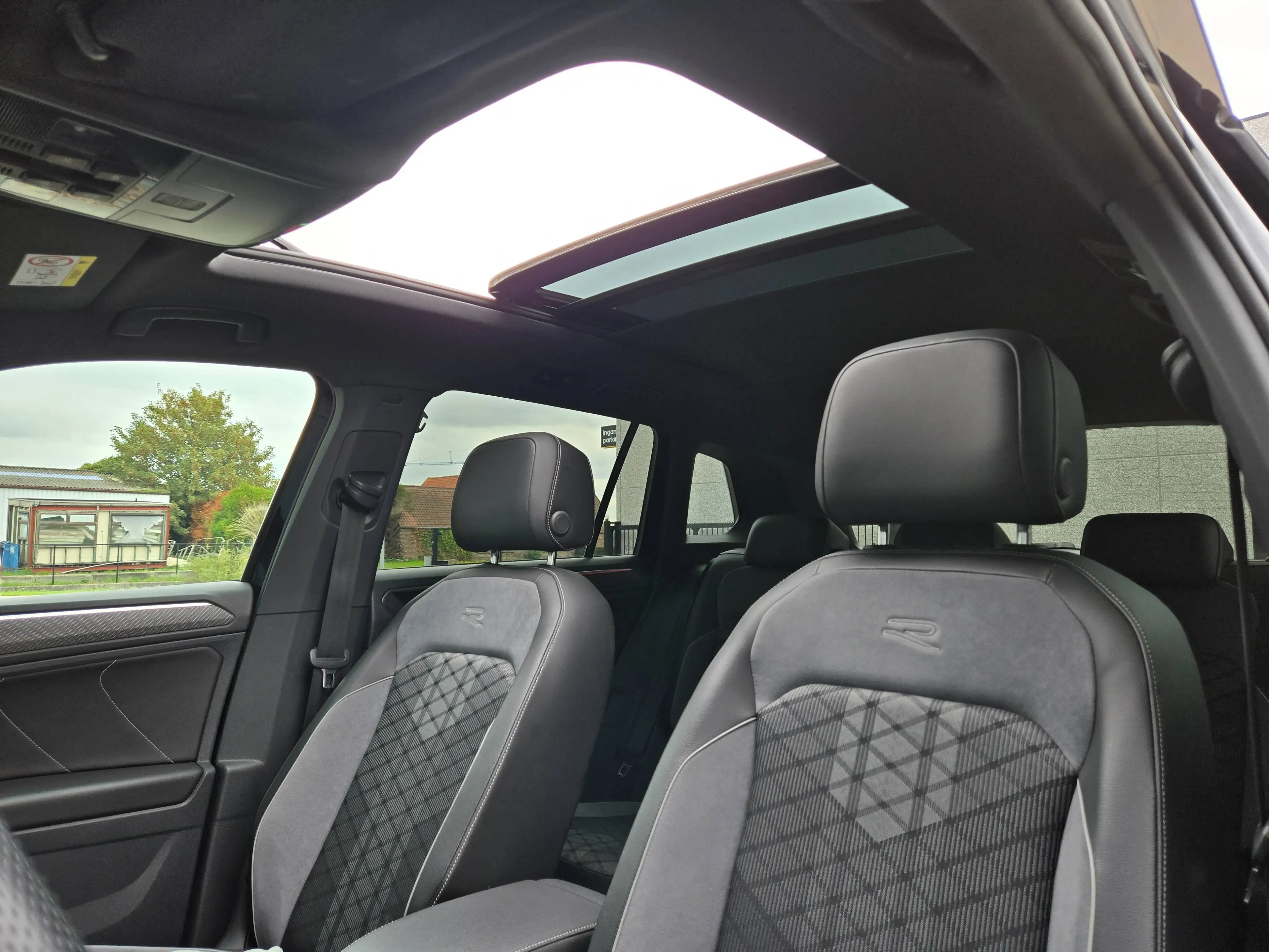 Volkswagen Tiguan — photo 5