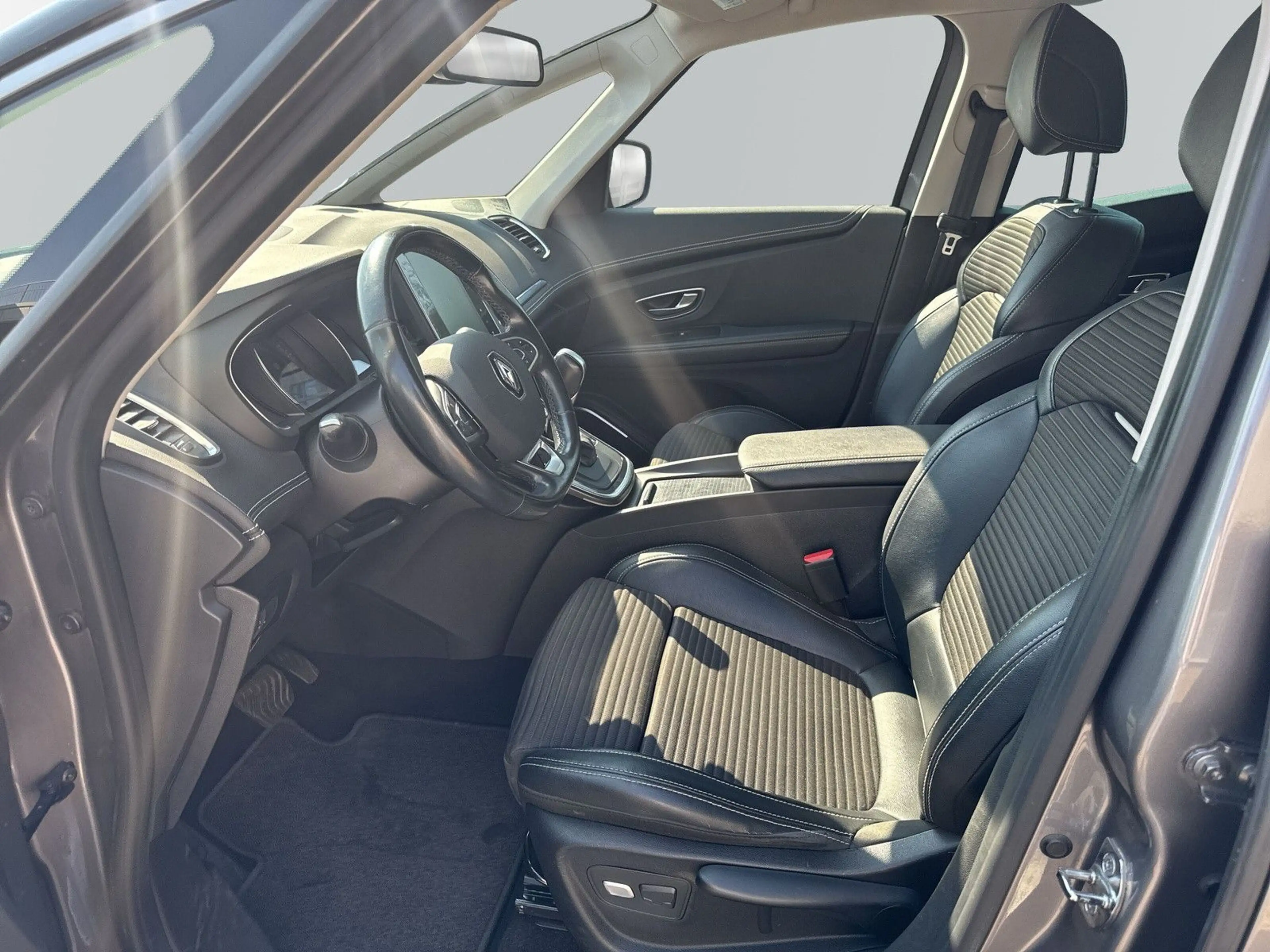 Renault Scenic IV BOSE Edition *CAM *Massage *Klima — photo 8