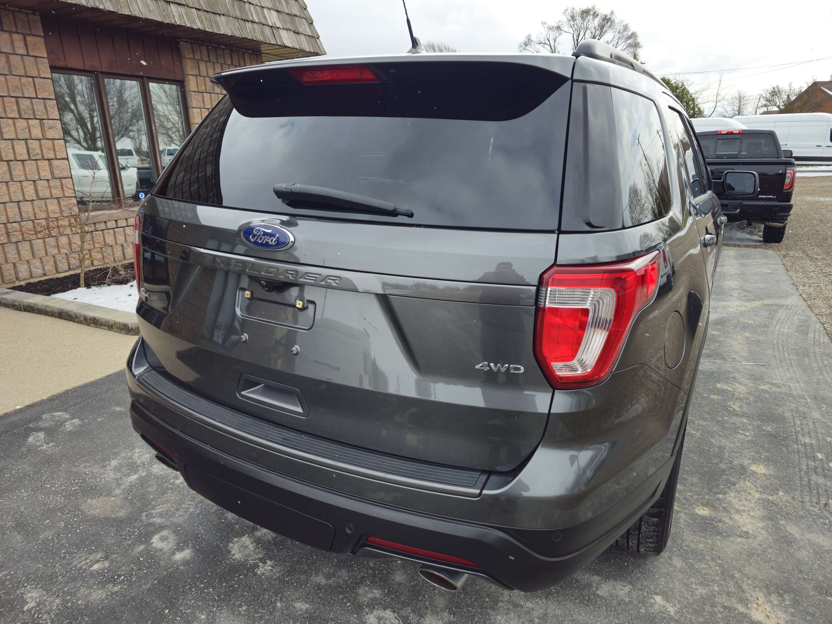 2018 Ford Explorer