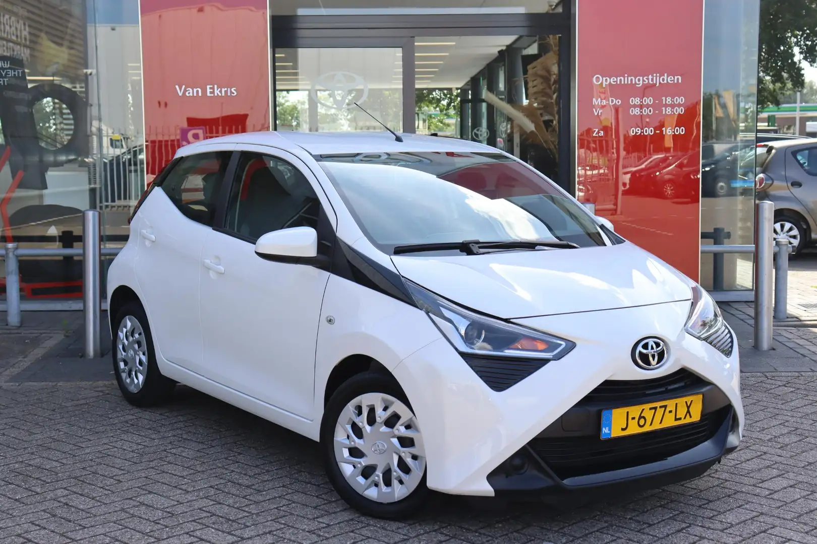 Toyota Aygo 1.0 VVT-i x-play, Android auto, Carplay Blanc - 2