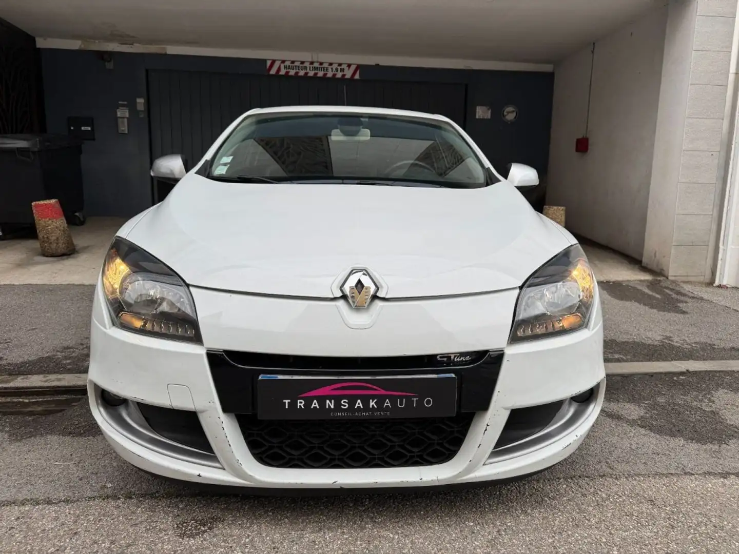 Renault Megane III COUPE 1.5l dCi 110 CV GT Line Weiß - 2