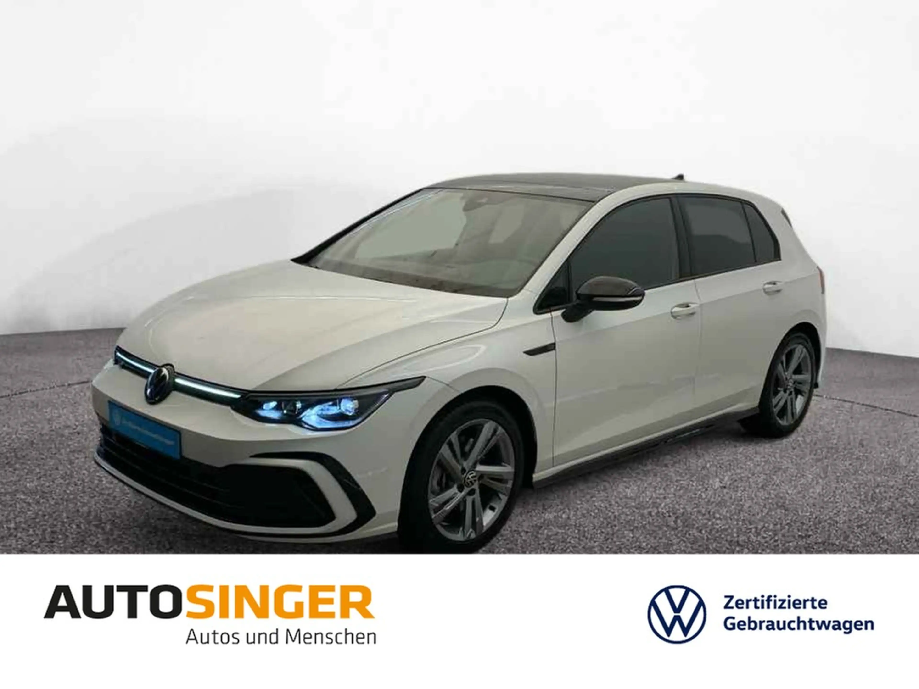 Volkswagen Golf VIII R-Line 2.0 TSI DSG 4M *AHK*PANO*ACC*