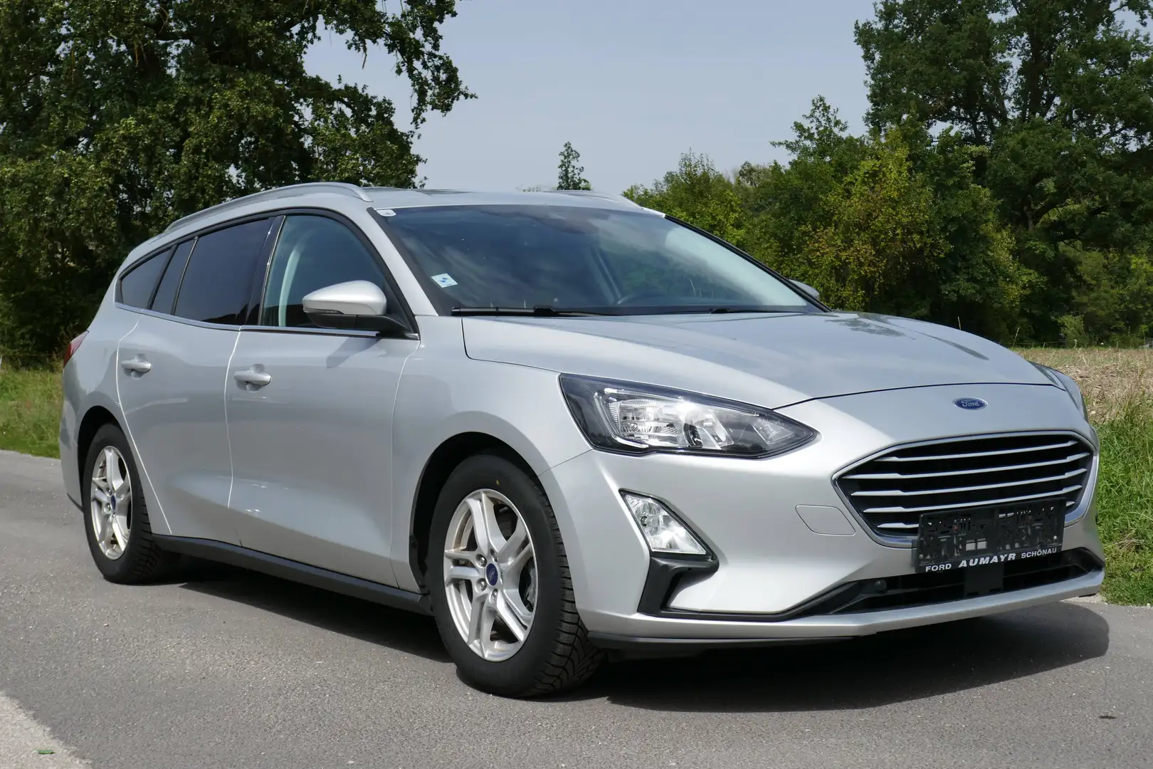 Ford Focus Titanium Silber - 1