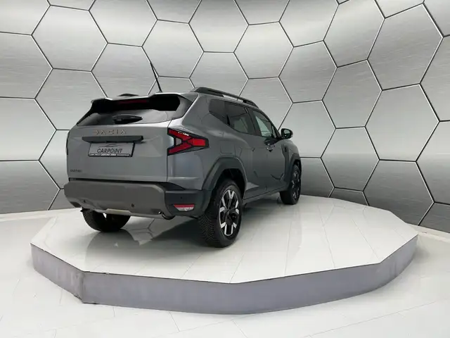 Dacia Duster view 6